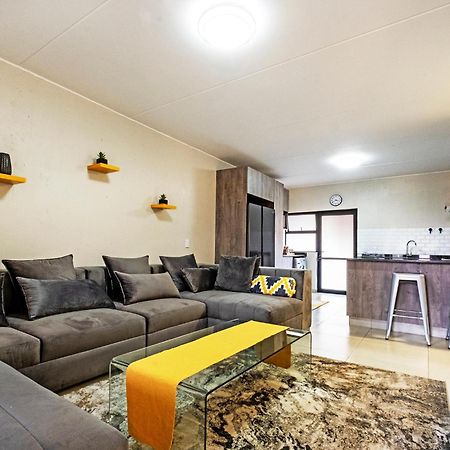 Apartamento Airport Heights Boksburg Exterior foto
